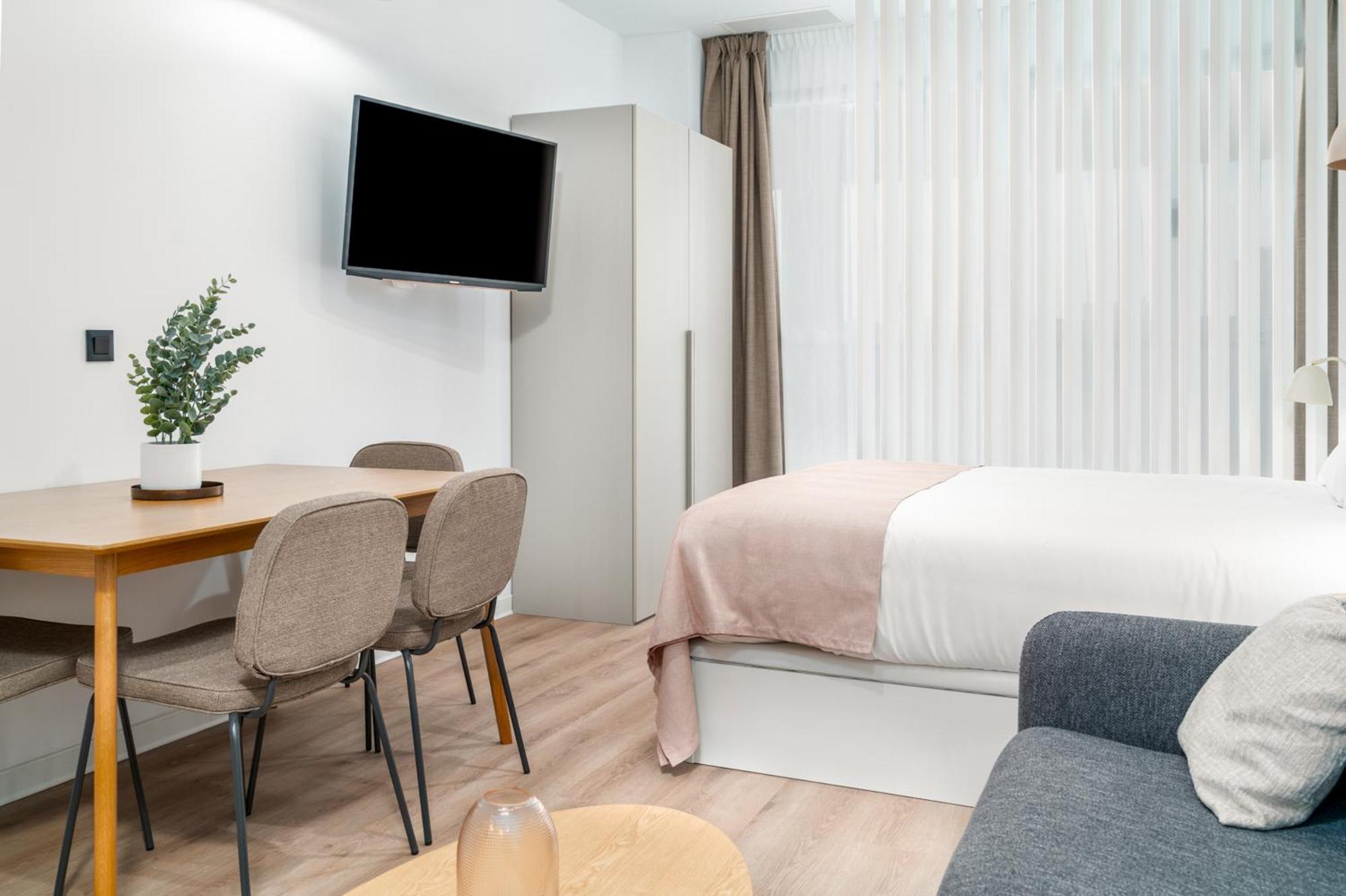 Limehome Valencia Carrer D'Antonio Ferrandis Экстерьер фото