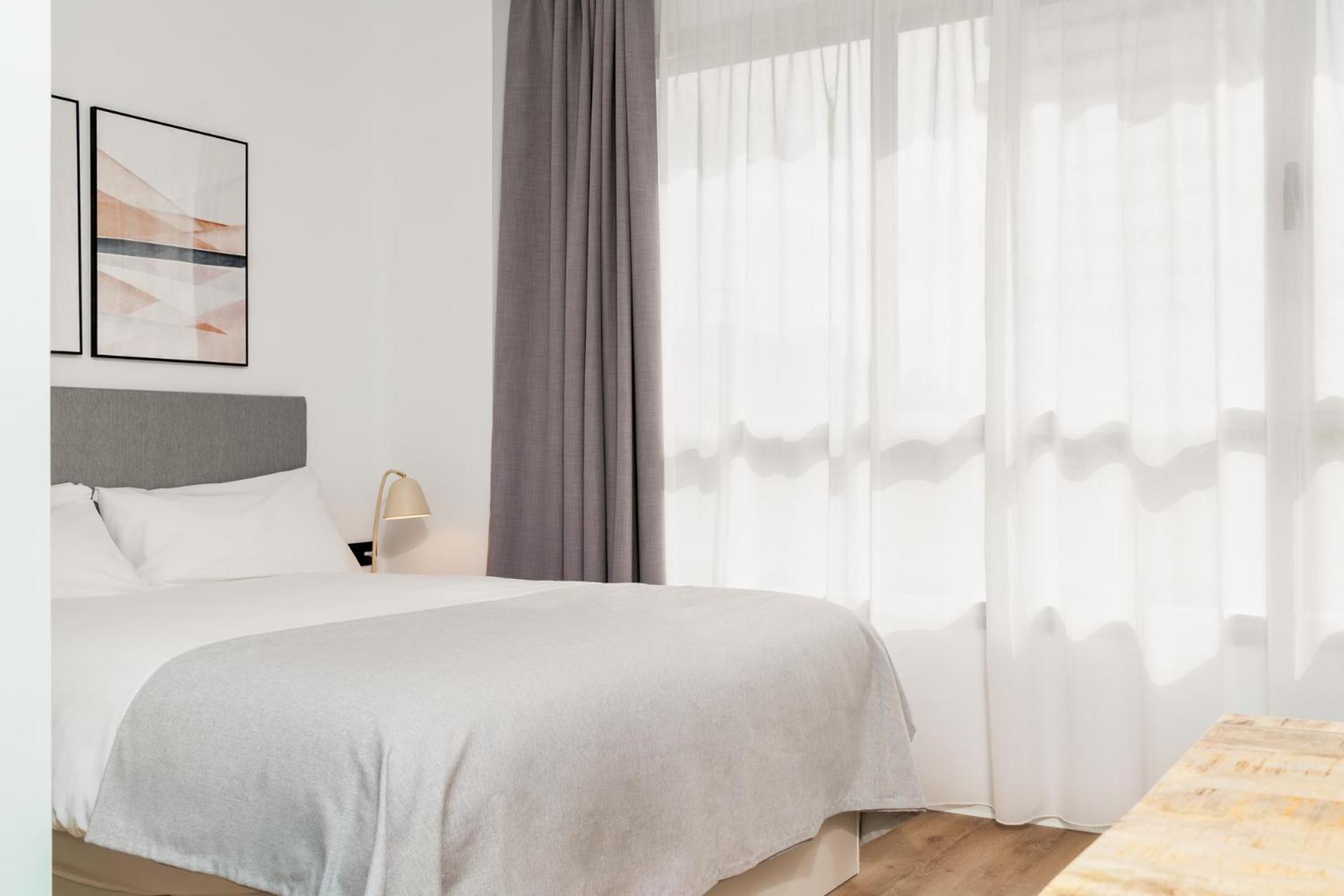 Limehome Valencia Carrer D'Antonio Ferrandis Экстерьер фото