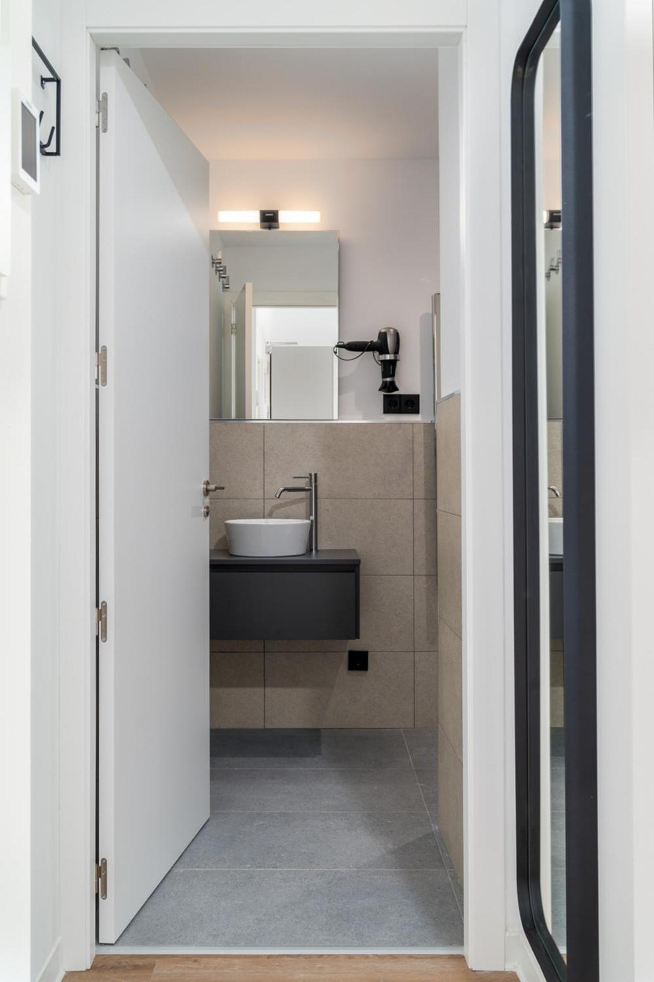 Limehome Valencia Carrer D'Antonio Ferrandis Номер фото