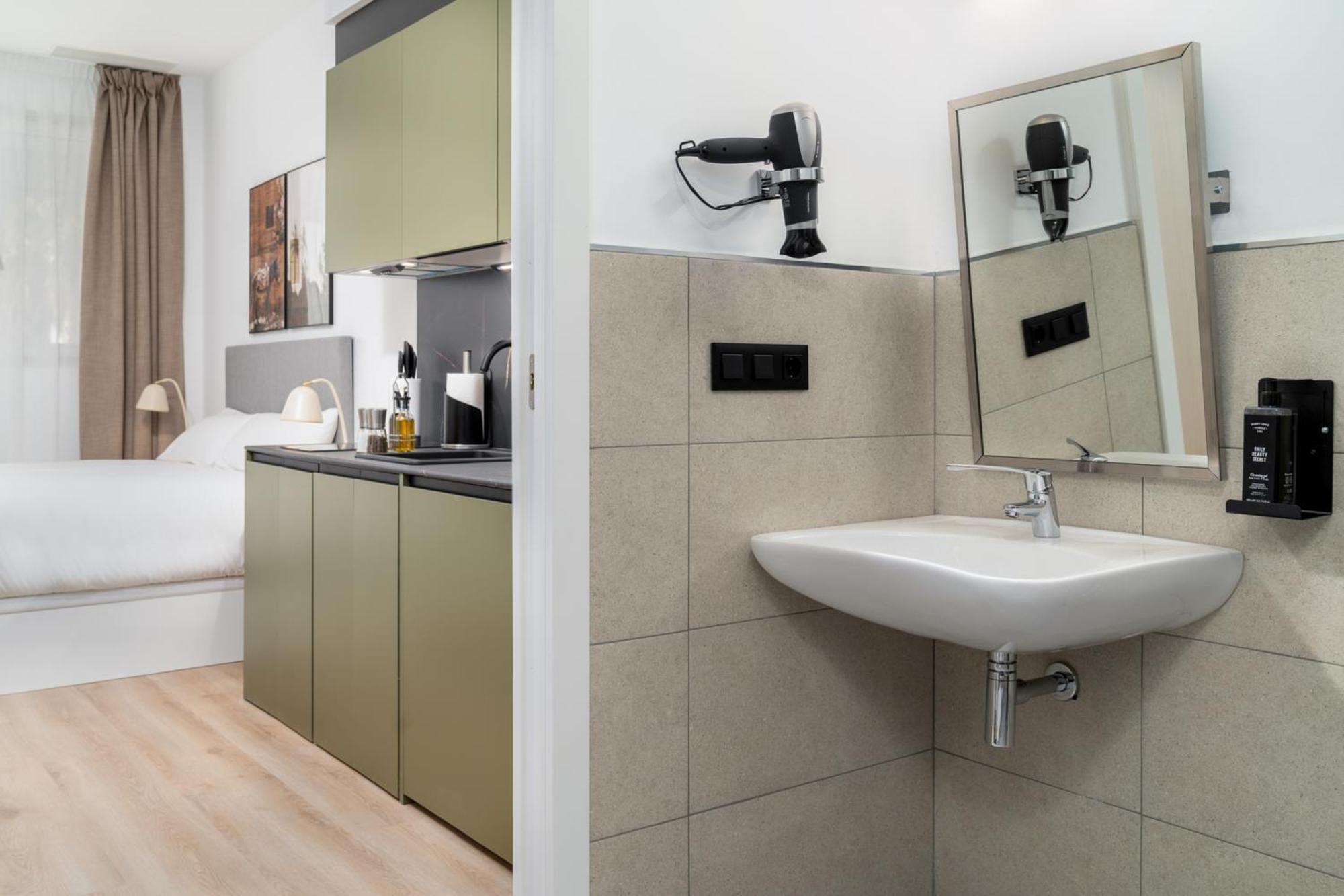 Limehome Valencia Carrer D'Antonio Ferrandis Номер фото