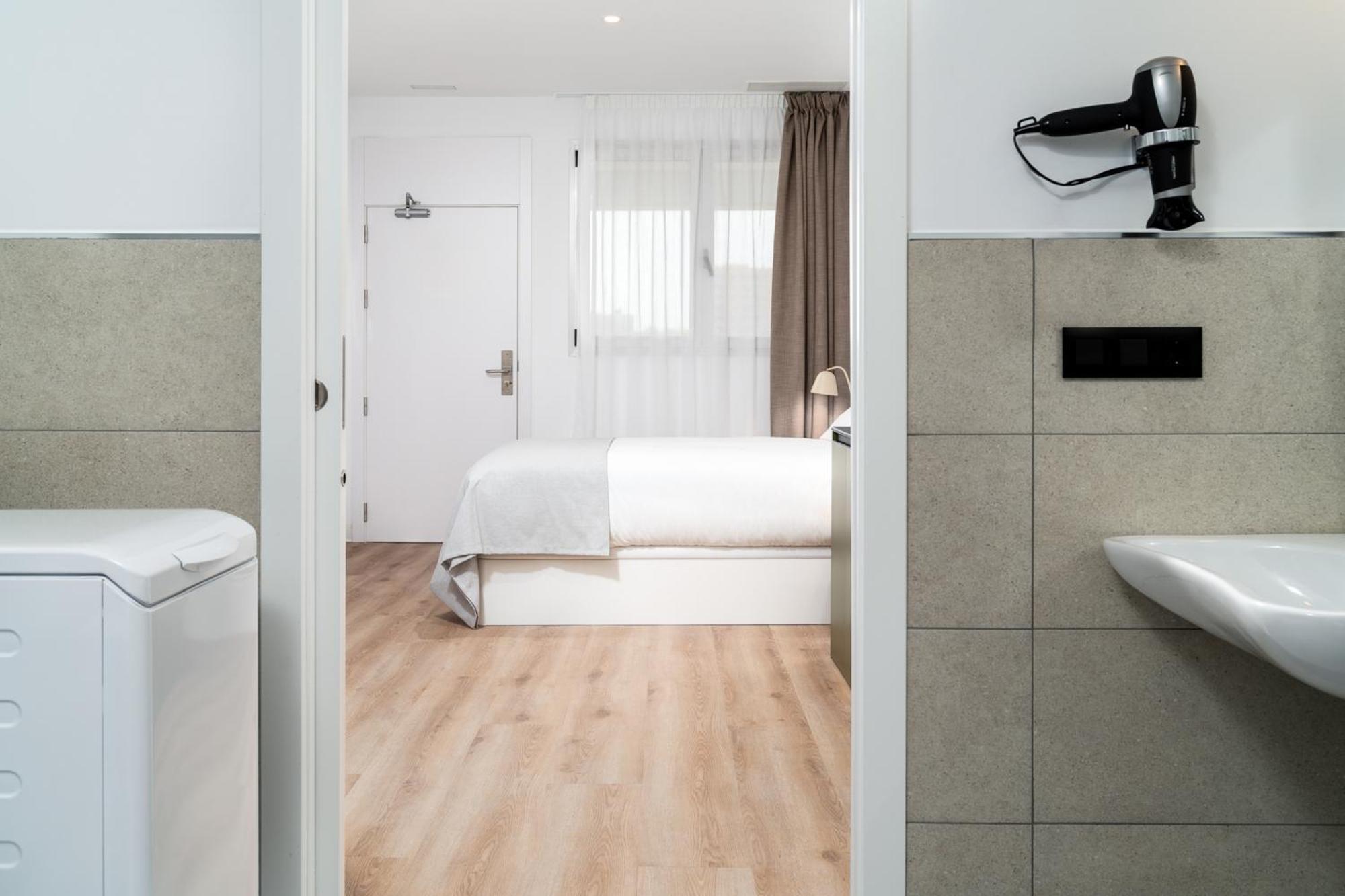 Limehome Valencia Carrer D'Antonio Ferrandis Номер фото